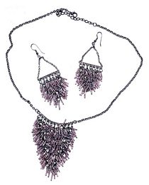 GLAMOUR NECKLACE AND EARRINGS SET