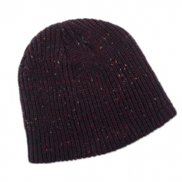 Unisex knitted beanie with spots