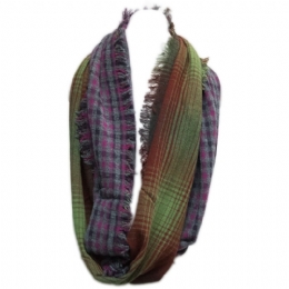 Long unisex green Italian neckwarmer with two checkered designs from wool and cashmere