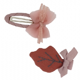 Set of pink hair accessories leaves