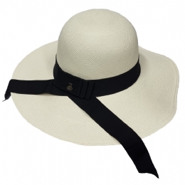 Womens original handmade Panama hat from Equador with black ribbon