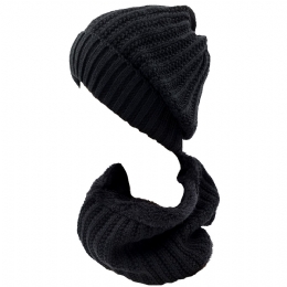 Black fluffy beanie and neck snood with striped knit and plush lining
