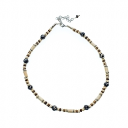 Short beige, brown and black bead necklace with silver details