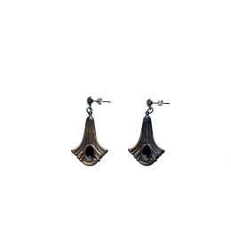Antique golden vintage earrings with black bead