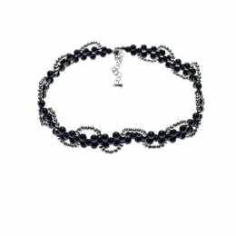 Choker with black and silver beads Waves