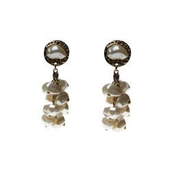 Long golden carved clip earrings with pearlescent beads 
