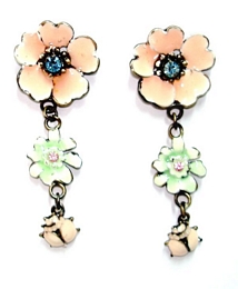 Κρεμαστά floral σκουλαρίκια με πασχαλίτσες από σμάλτο