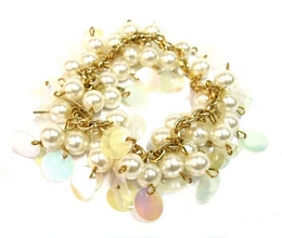 PEARLS BRACELET
