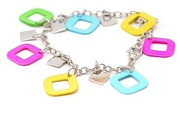 ΒΡΑΧΙΟΛΙ ΑΛΥΣΙΔΑ ΜΕ ΠΟΛΥΧΡΩΜΑ ΜΕΤΑΛΙΚΑ ΤΕΤΡΑΓΩΝΑ CHARMS