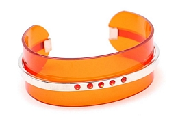 Plexiglass εύκαμπτο βραχιόλι με μεταλλική λεπτομέρεια και στρας