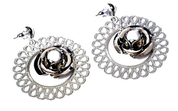 ΜΕΓΑΛΟΙ ΚΡΙΚΟΙ ΚΑΙ ΚΡΕΜΑΣΤΟ ΤΡΙΑΝΤΑΦΥΛΛΟ ΜΕ ΠΕΡΛΑ