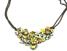 ENAMEL FLOWERS AND CRYSTALS NECKLACE