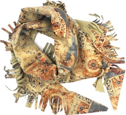 ΤΡΙΓΩΝΟ ΦΟΥΛΑΡΙ ΜΕ ΜΠΑΤΙΚ ΣΧΕΔΙΟ