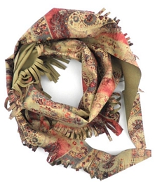 ΤΡΙΓΩΝΟ ΦΟΥΛΑΡΙ ΜΕ ΜΠΑΤΙΚ ΣΧΕΔΙΟ