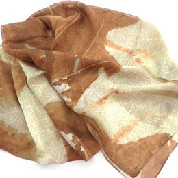 Italian mocca scarf with large leaves