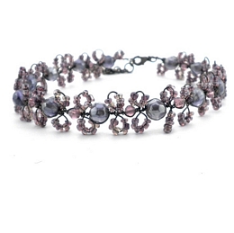 Short wire choker beaded necklace