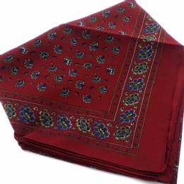 Italian classic square scarf with flowers and Paisley print