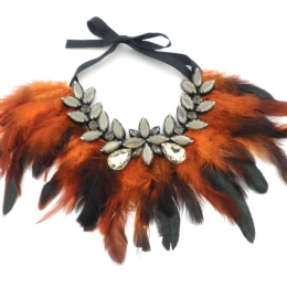 Κολιέ με πορτοκαλί φτερά Orange passion