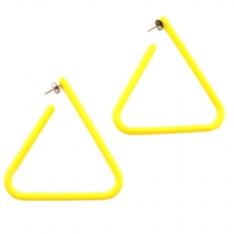 Τα τρίγωνα σκουλαρίκια 