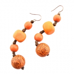 Μακριά ξύλινα πορτοκαλί σκουλαρίκια