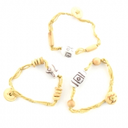 3 x βραχιόλια με γυάλινες και ξύλινες χάντρες