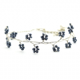 Συρμάτινο βραχιόλι με χάντρες