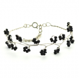 Συρμάτινο βραχιόλι με χάντρες