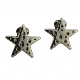 Star clip earrings with perforated stars