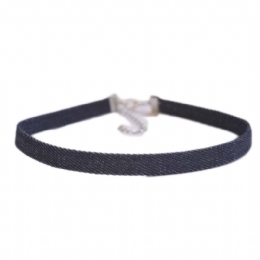 Blue jean simple choker with silver binding