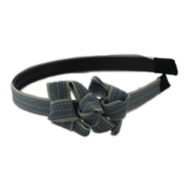 Στέκα μαλλιών με τρία φιογκάκια και εξώραφο σχέδιο