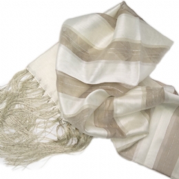 Λευκό Ιταλικό μεταξωτό φουλάρι με μακριά κρόσσια και ασημί lurex