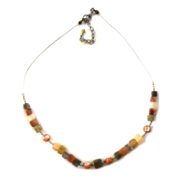 Κολιέ από σύρμα και ημιπολύτιμους λίθους