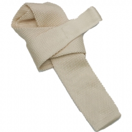 Cream narrow knitted tie