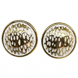 Golden and white lizard print rounded clip earrings