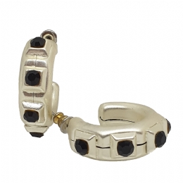 Ασημί ματ κρίκοι με μαύρα στρας