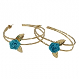 Double gold hoop earrings with little fabric turquoise rose