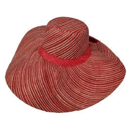 Κόκκινο και μπεζ γυναικείο καπέλο με πολύ μεγάλο γείσο από φυσική ψάθα