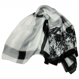 Φαρδύ ασπρόμαυρο καρό φουλάρι - εσάρπα με floral lace τύπωμα από σύμμεικτο μετάξι