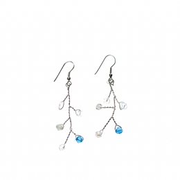 Ασημί σκουλαρίκια με διάφανες και γαλάζιες πέτρες