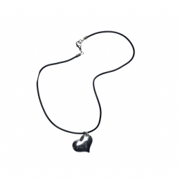 Κολιέ με μαύρο κορδόνι από καουτσούκ και ασημί γυαλιστερή καρδιά