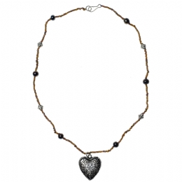 Κολιέ με antique ασημί σκαλιστή καρδιά και μωβ ιριδίζουσες και ασημί πέτρες